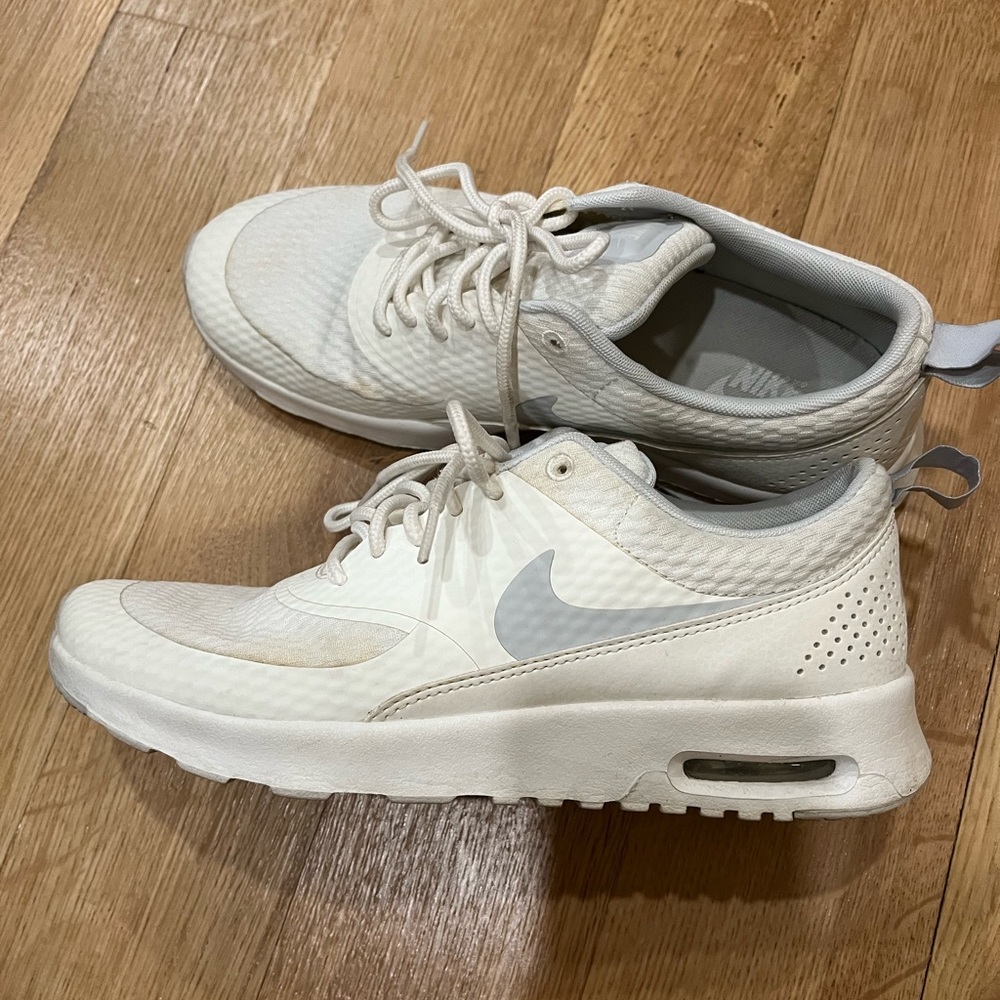 Nike Air max Thea size 8